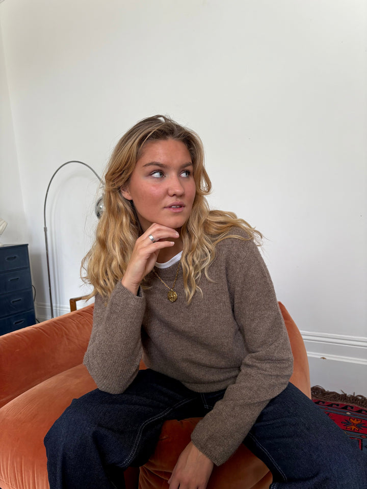 Maya Trui - Bruin
