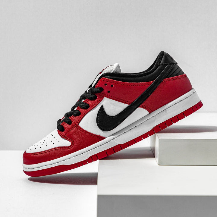 Nike SB Dunk Low 'J-Pack Chicago'