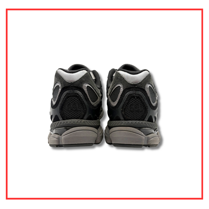 ASICS Gel-NYC Graphite Grey Black (Preloved) UK 11