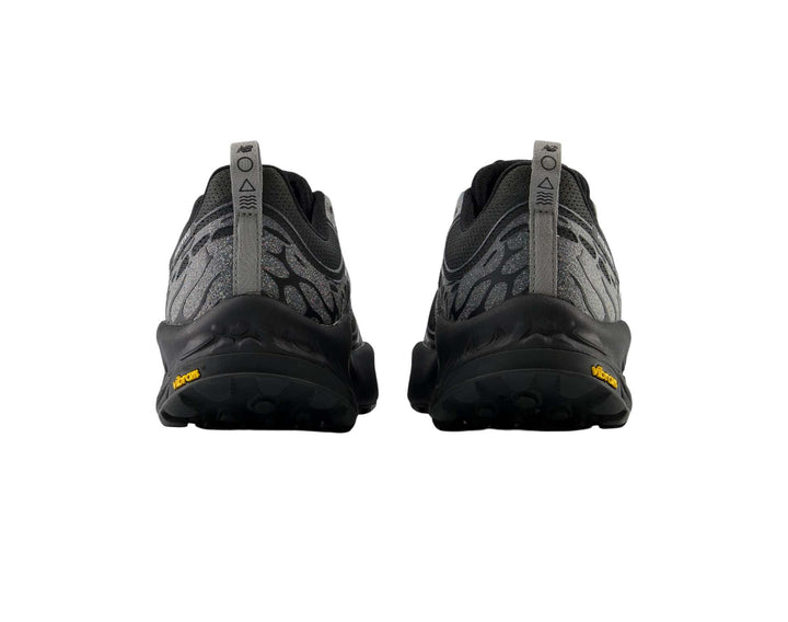 New Balance Hierro V8 brede trailschoenen voor heren